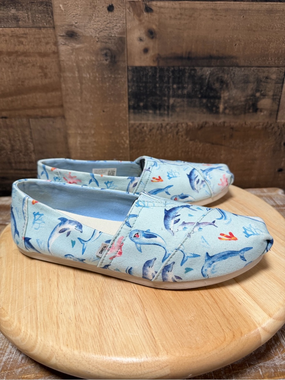 TOMS Alpargata Women’s 8.5 Blue Dolphins Ocean Print Canvas Slip On Shoes